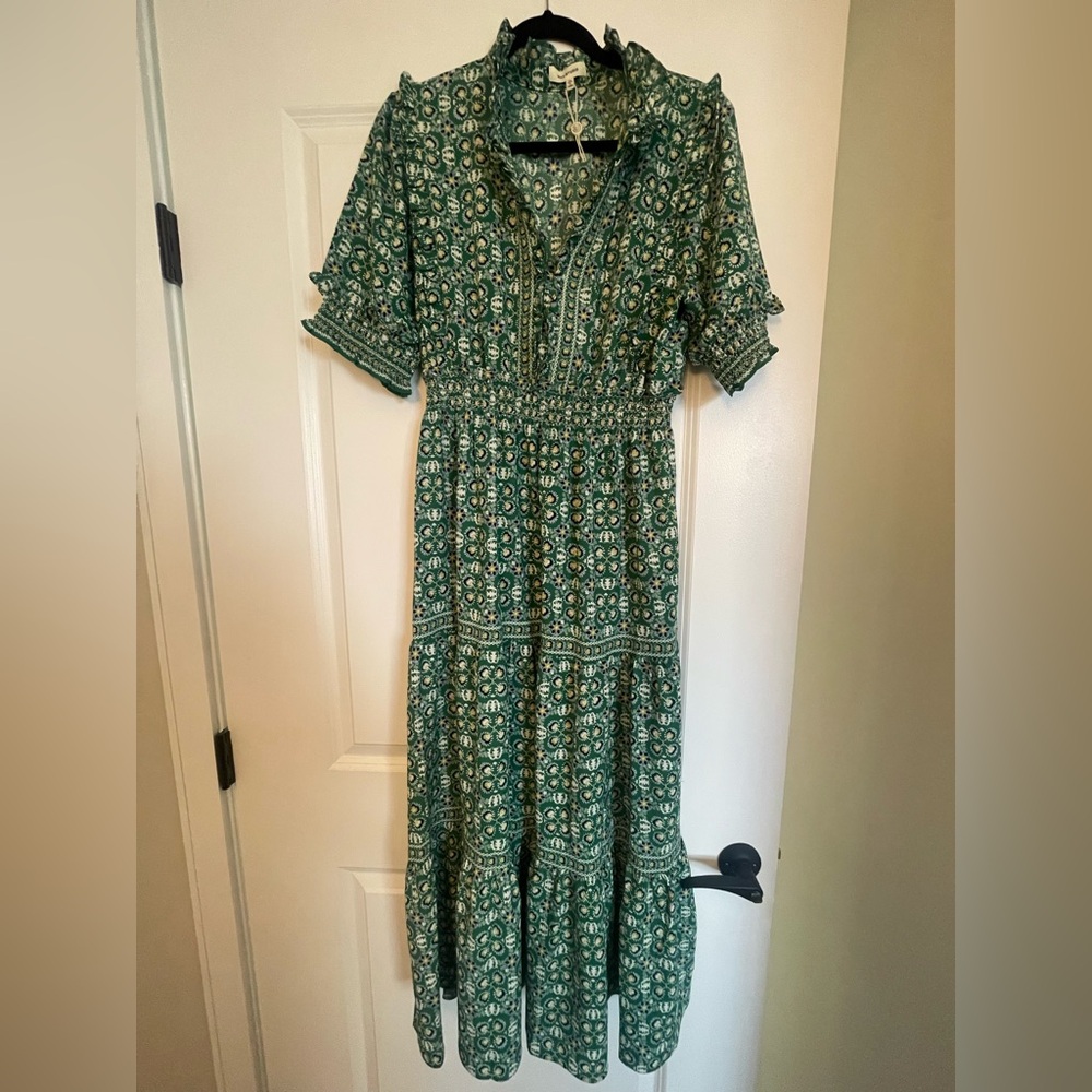 MAX studio dress